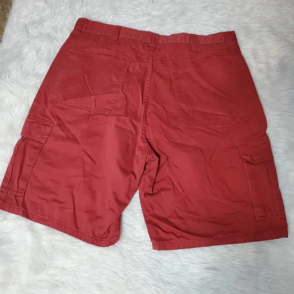 Wrangler Men's Red Cotton Twill Cargo Shorts, 36w